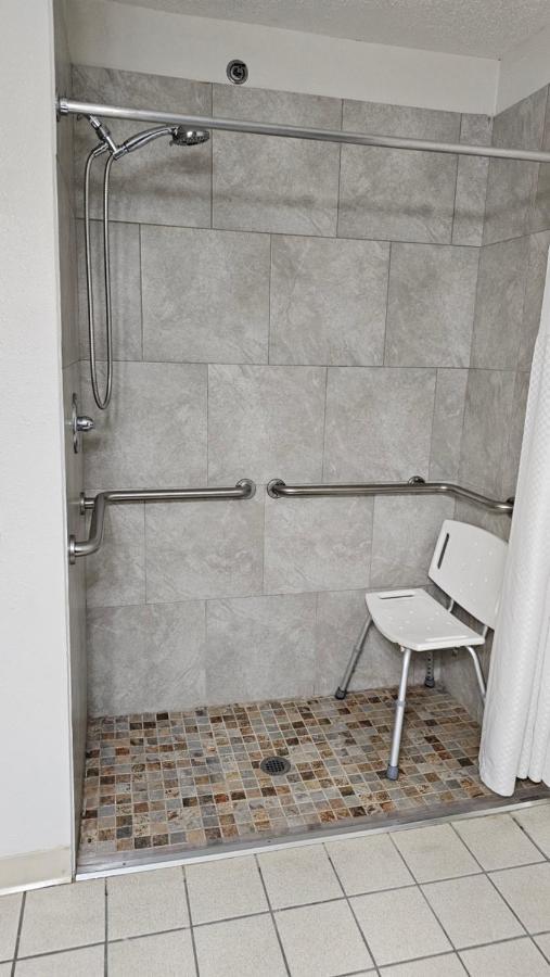 Marienville Mj Inn And Suites מראה חיצוני תמונה