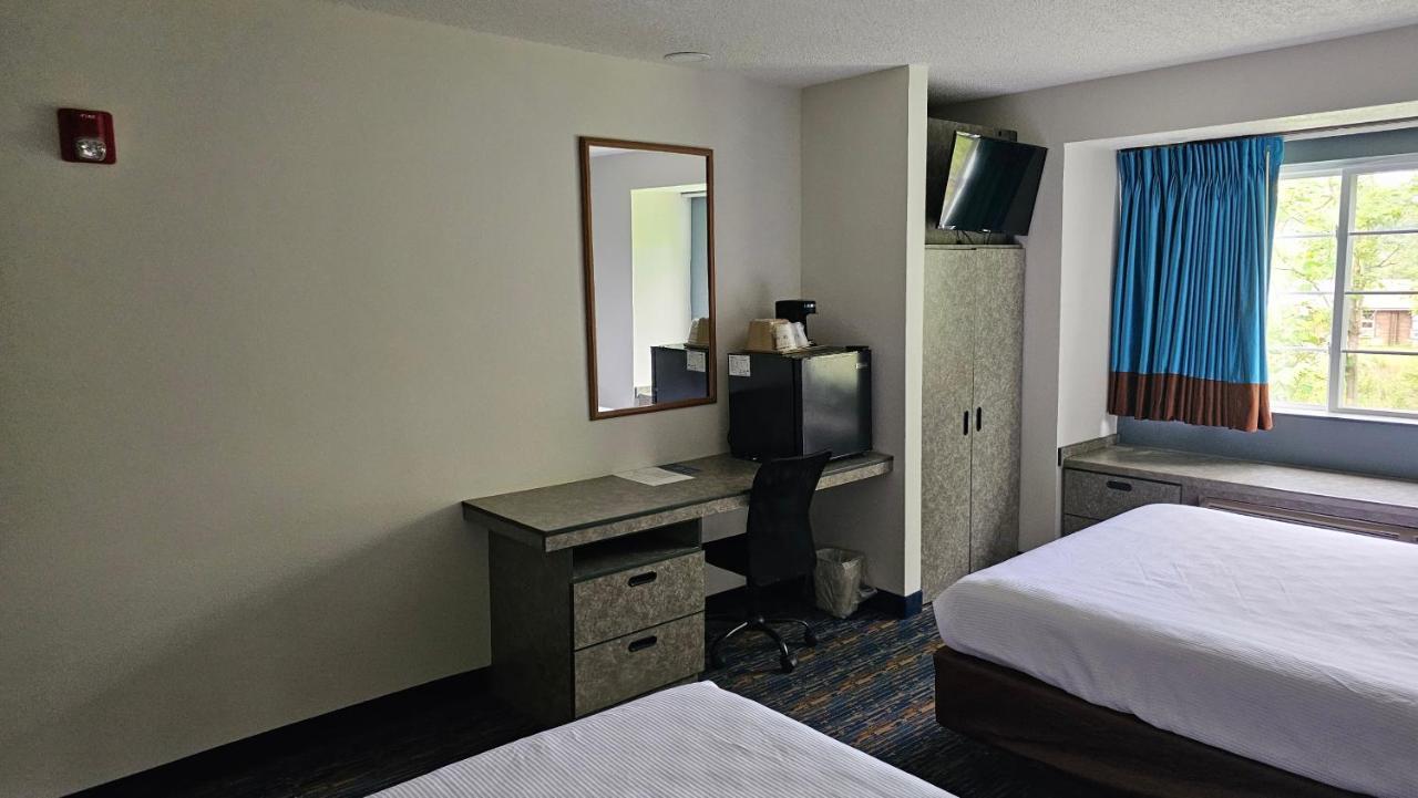 Marienville Mj Inn And Suites מראה חיצוני תמונה