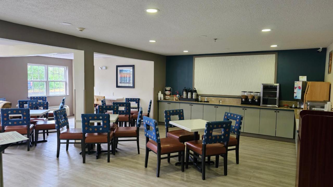 Marienville Mj Inn And Suites מראה חיצוני תמונה
